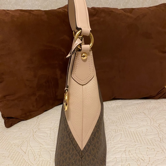 Michael Kors shoulder bag excellent condition! - Picture 3 of 5